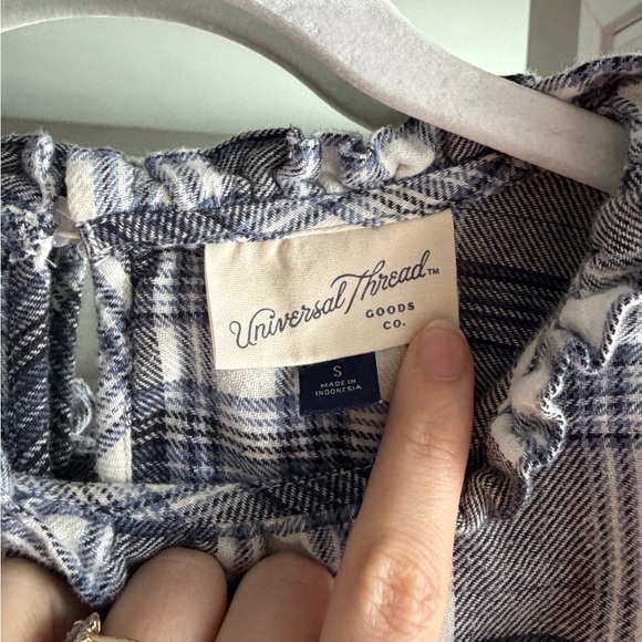 Universal Thread Plaid Ruffle Blouse - Picture 3 of 3